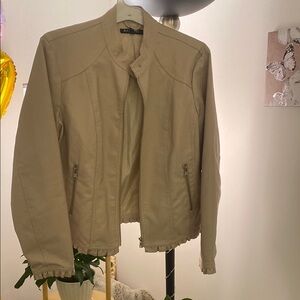 💕Baccini Cream Jacket💕